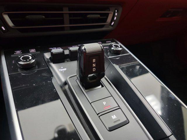 Photo of 2021 Jet Black Metallic Porsche 911