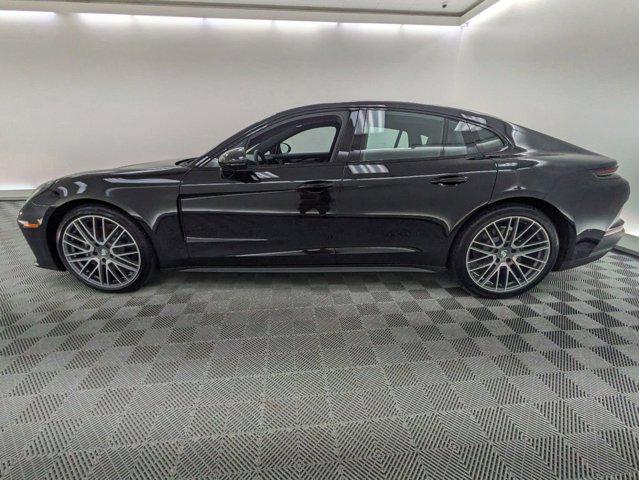 Photo of 2024 Jet Black Metallic Porsche Panamera