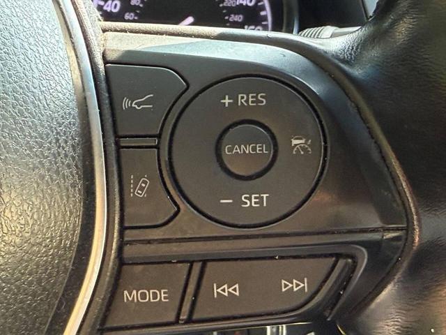 Photo of 2018 Celestial Silver Metallic Toyota Camry