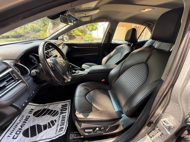 Photo of 2018 Celestial Silver Metallic Toyota Camry