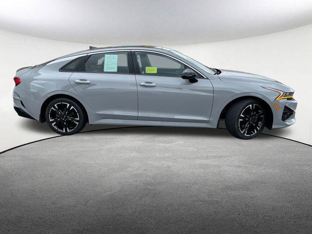 Photo of 2022 Wolf Gray Kia K5