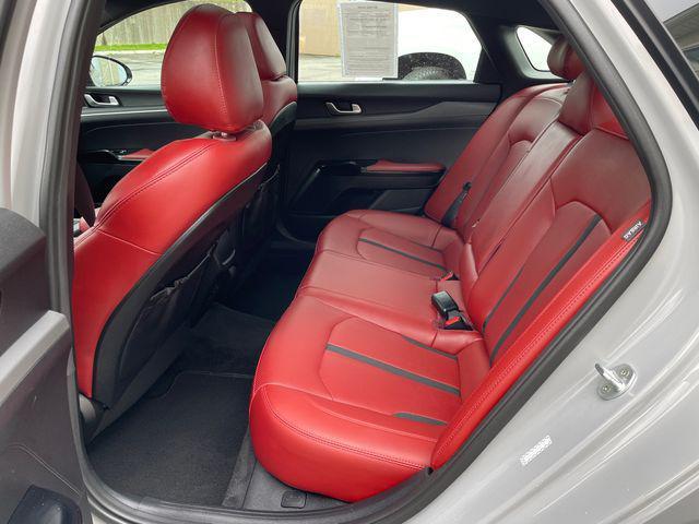 Photo of 2022 Wolf Gray Kia K5