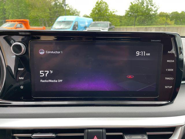 Photo of 2022 Wolf Gray Kia K5