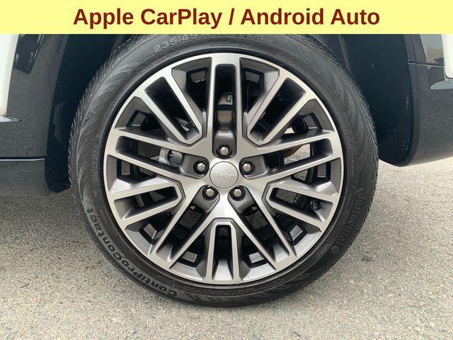 Photo of 2022 Bright White Clearcoat Jeep Compass