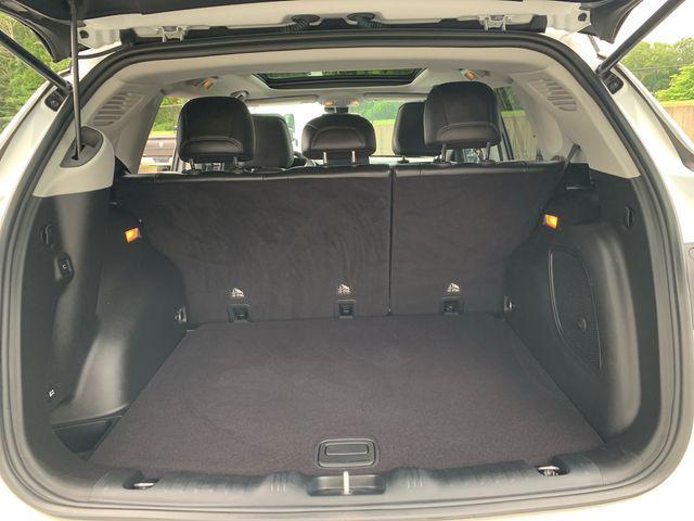 Photo of 2022 Bright White Clearcoat Jeep Compass