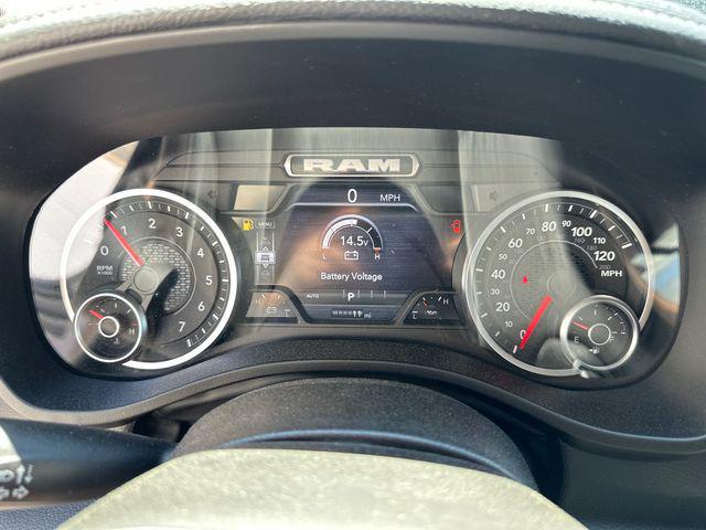 Photo of 2025 Diamond Black Crystal Pearlcoat RAM 1500