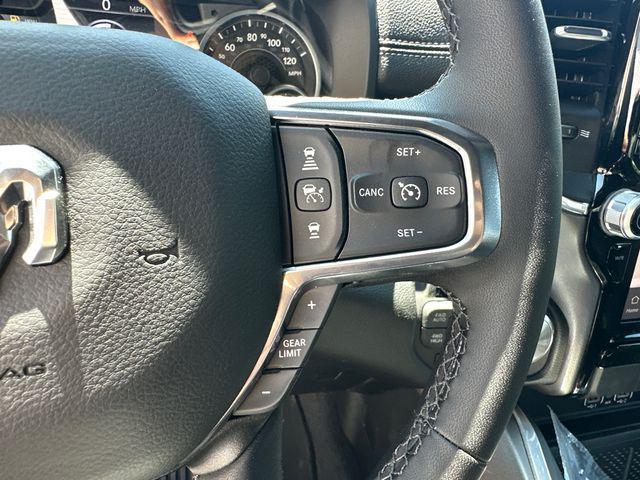 Photo of 2025 Diamond Black Crystal Pearlcoat RAM 1500