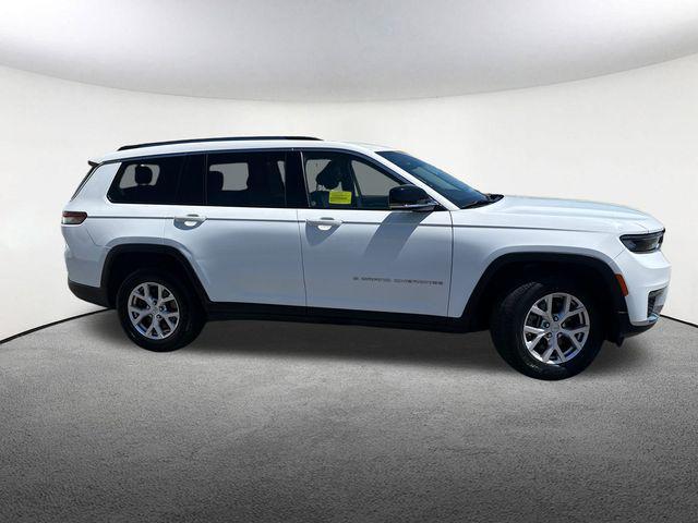 Photo of 2021 Bright White Clearcoat Jeep Grand Cherokee L