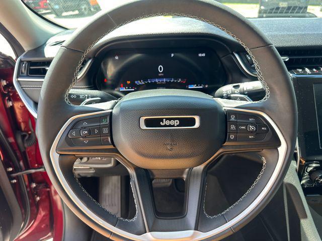 Photo of 2023 Velvet Red Pearlcoat Jeep Grand Cherokee