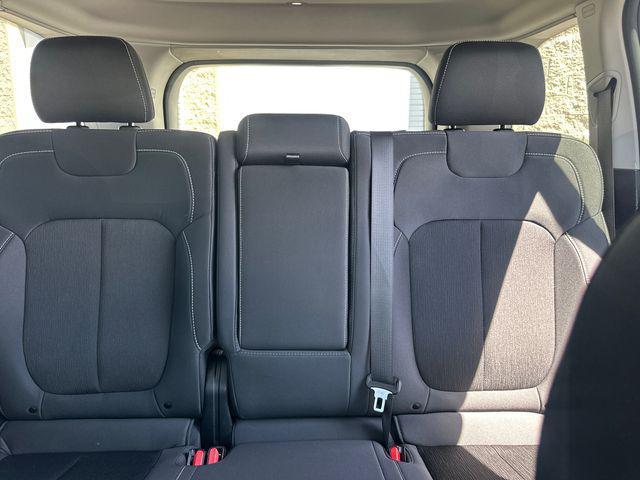 Photo of 2023 Velvet Red Pearlcoat Jeep Grand Cherokee