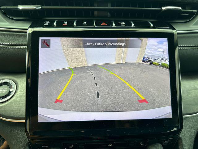 Photo of 2023 Silver Zynith Jeep Grand Cherokee L