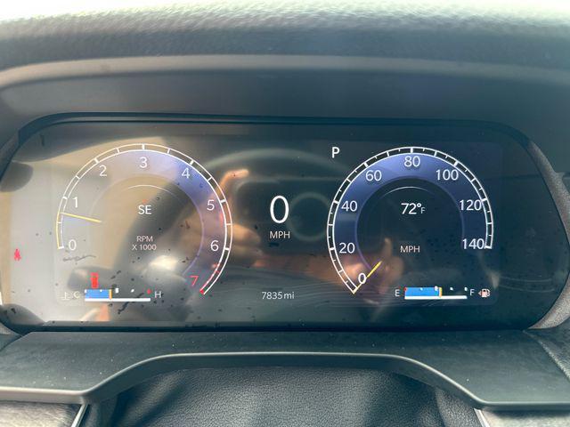 Photo of 2023 Silver Zynith Jeep Grand Cherokee L