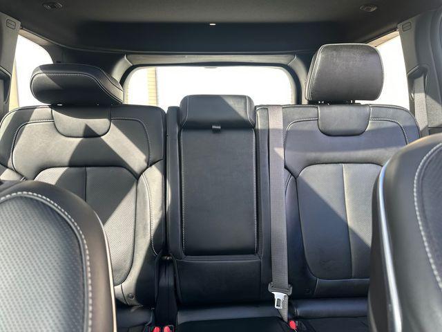 Photo of 2024 Bright White Clearcoat Jeep Grand Cherokee