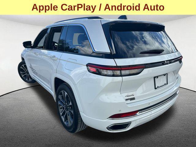 Photo of 2024 Bright White Clearcoat Jeep Grand Cherokee
