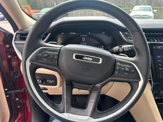 Photo of 2022 Velvet Red Pearlcoat Jeep Grand Cherokee L