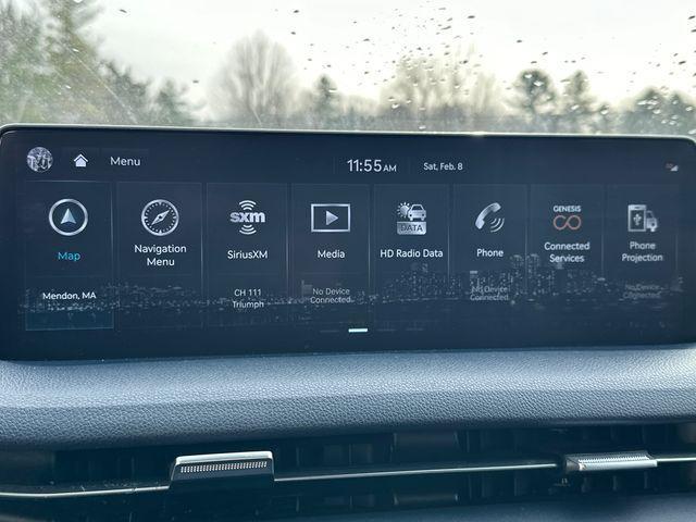 Photo of 2022 Alta White Genesis GV70