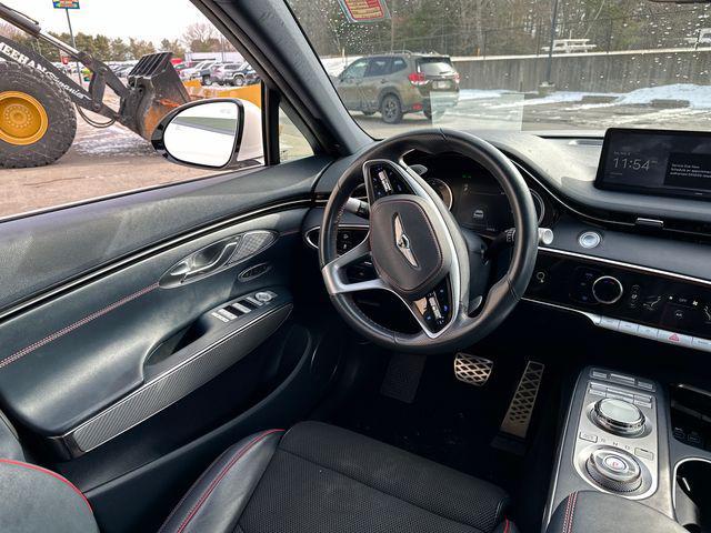 Photo of 2022 Alta White Genesis GV70