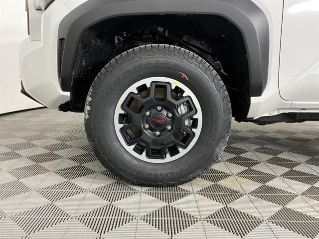 Photo of 2025 Ice Cap Toyota Tacoma