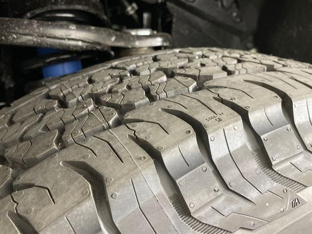 Photo of 2025 Ice Cap Toyota Tacoma