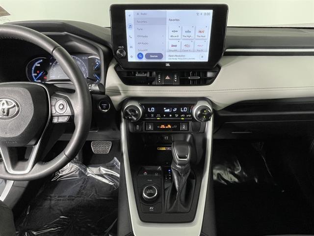 Photo of 2023 Wind Chill Pearl Toyota RAV4 Hybrid