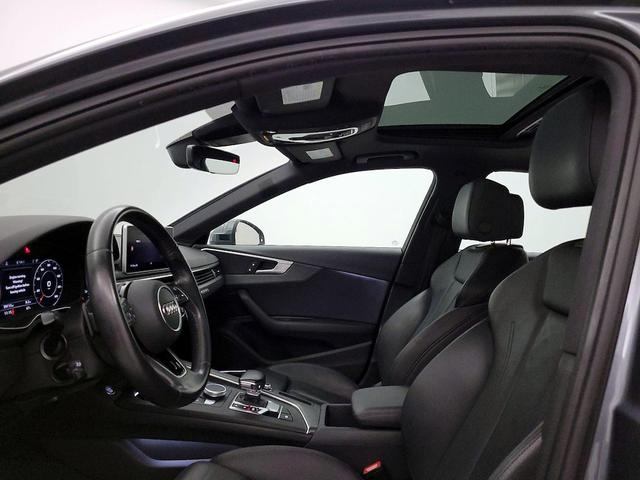 Photo of 2017 Gray Audi A4