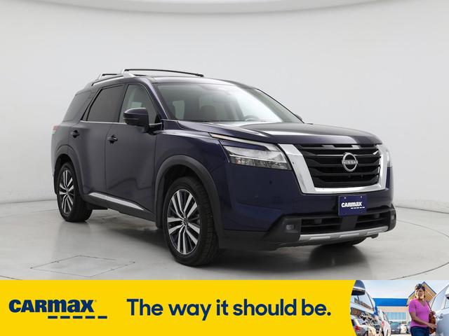 2022 Nissan Pathfinder