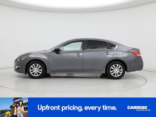 Photo of 2014 Gray Nissan Altima