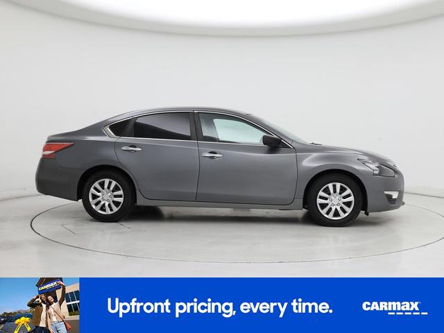 Photo of 2014 Gray Nissan Altima