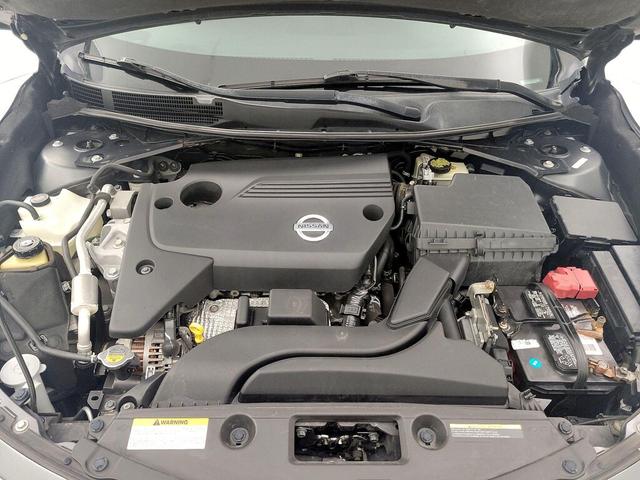 Photo of 2014 Gray Nissan Altima