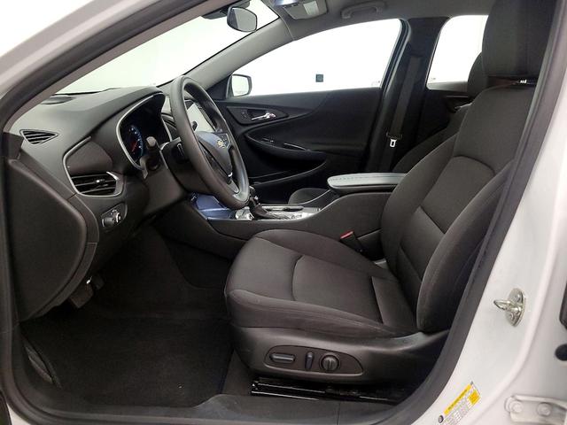 Photo of 2023 White Chevrolet Malibu