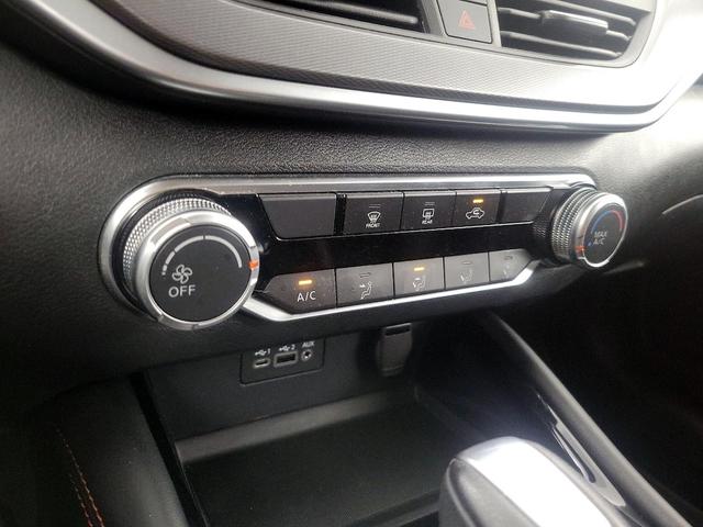 Photo of 2023 Silver Nissan Altima