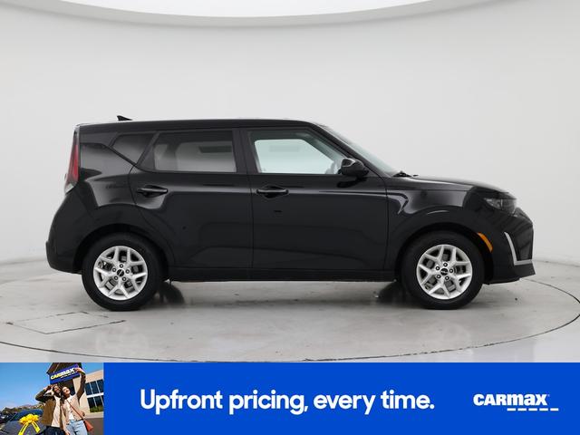 Photo of 2023 Black Kia Soul