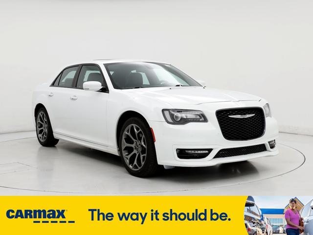 2018 Chrysler 300