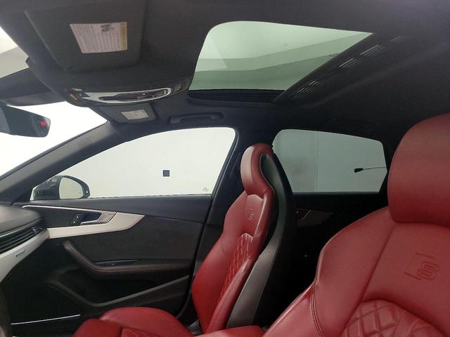 Photo of 2018 White Audi S4
