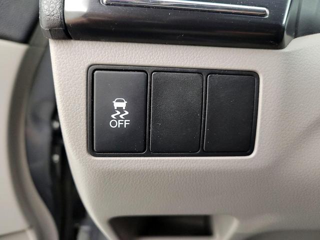 Photo of 2013 Gray Honda Civic