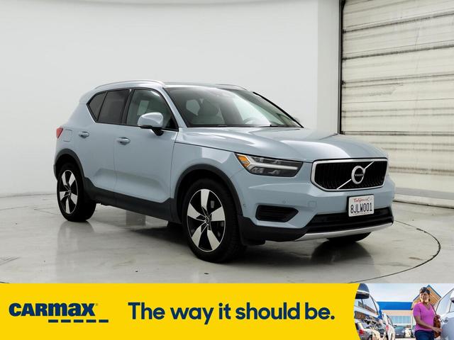 2019 Volvo XC40