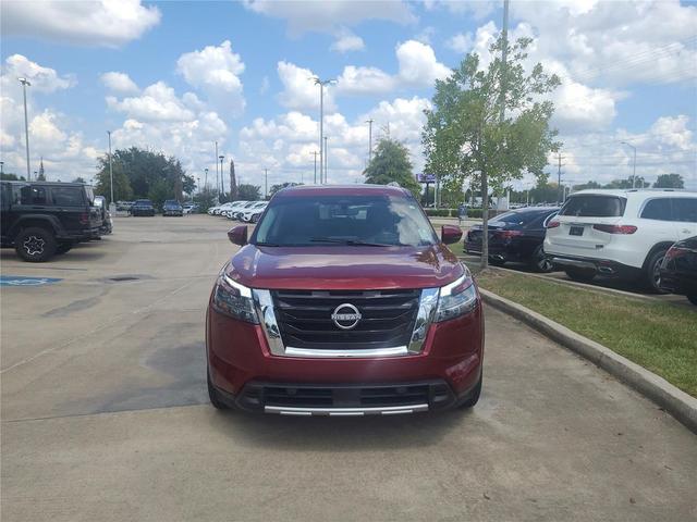 Photo of 2024 Scarlet Ember Nissan Pathfinder