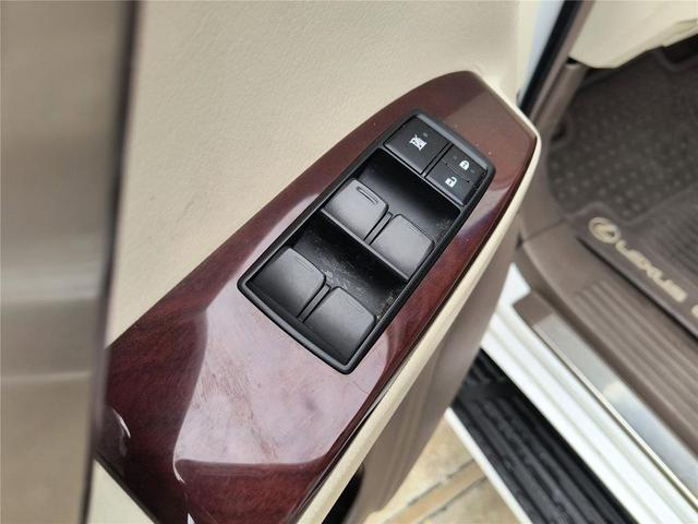 Photo of 2019 Starfire Pearl Lexus GX 460