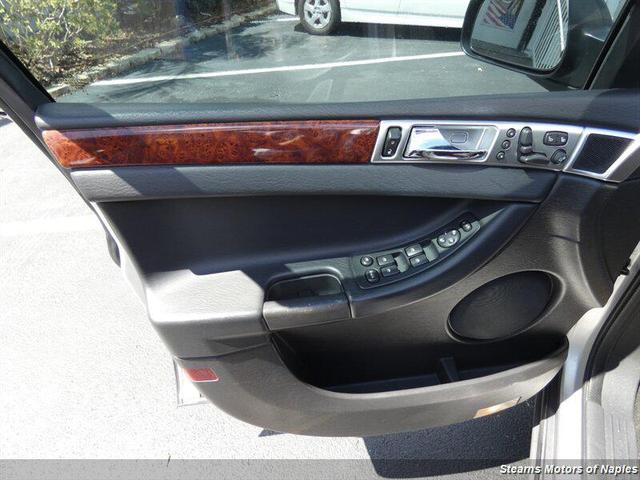 Photo of 2004 Bright Silver Metallic Clearcoat Chrysler Pacifica
