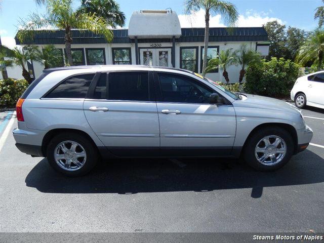 Photo of 2004 Bright Silver Metallic Clearcoat Chrysler Pacifica