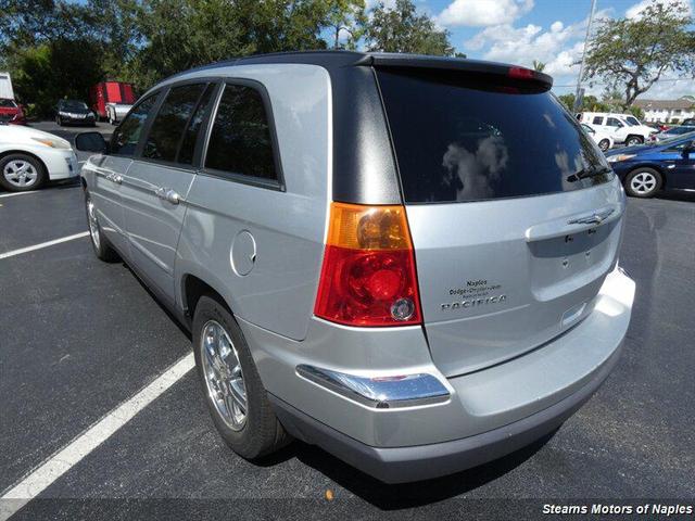 Photo of 2004 Bright Silver Metallic Clearcoat Chrysler Pacifica