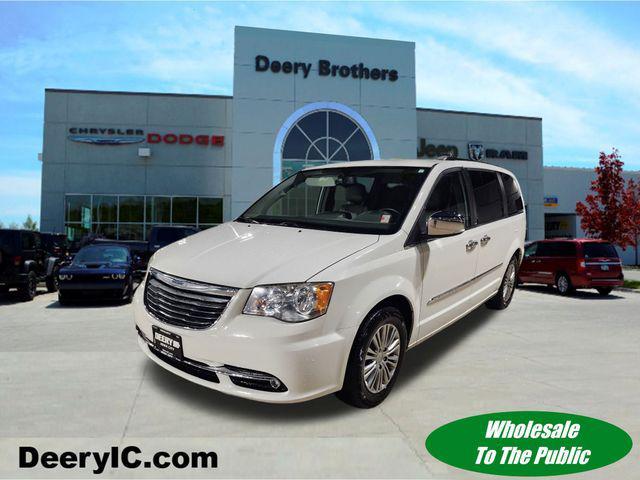 2013 Chrysler Town & Country