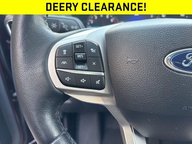 Photo of 2022 Maroon Ford Explorer