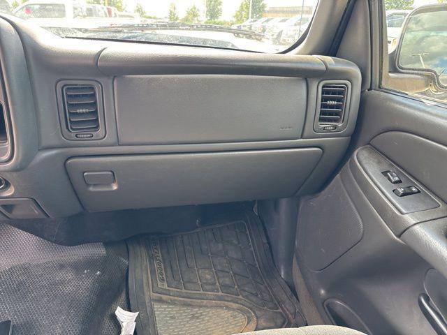 Photo of 2005 Smokin Asphalt Chevrolet Silverado 2500