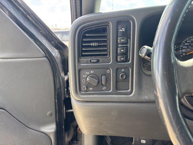 Photo of 2005 Smokin Asphalt Chevrolet Silverado 2500