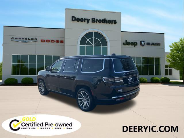 Photo of 2023 Ember Pearlcoat Jeep Grand Wagoneer