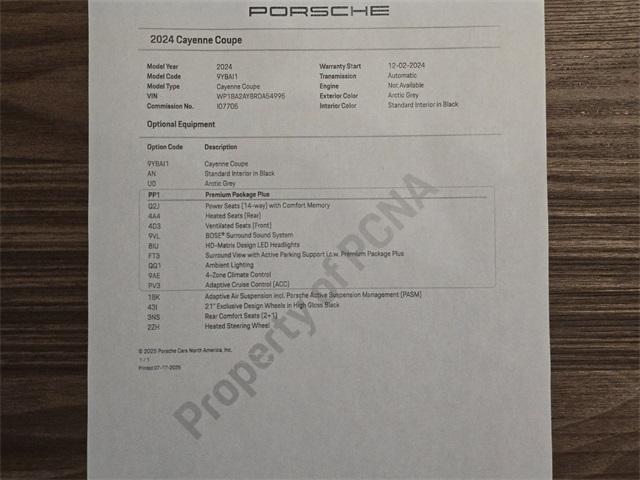 Photo of 2024 Arctic Grey Porsche Cayenne