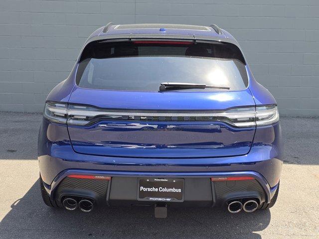 Photo of 2025 Gentian Blue Metallic Porsche Macan