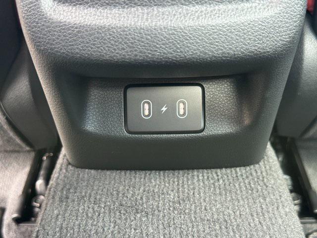 Photo of 2026 White Pearl Kia K5