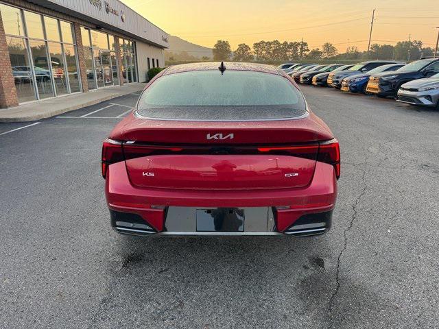 Photo of 2025 Runway Red Kia K5